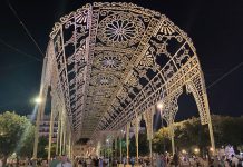 Cade e muore mentre monta le luminarie, a Monopoli il suo lavoro per la Madia: luci spente per ricordarlo