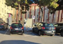 Monopoli, il lettore: in ospedale stalli per auto elettriche occupati da veicoli tradizionali