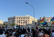 “Il bullismo omofobico è realtà quotidiana. Le aggressioni a persone LGBTQ+ non sono un ricordo del passato, ma una cronaca ancora attuale”