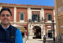 Umidità e muffe a Palazzo di Città, Iaia: “Subito un intervento tampone, poi la riqualificazione totale”