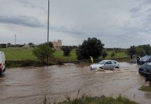 Maltempo su Monopoli, strade sott’acqua, circolazione in difficoltà