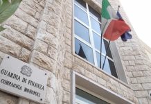 Monopoli, pagavano ristrutturazioni con i soldi del parente invalido: sequestrati 150mila euro. Denunciati in 3