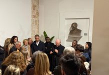 Monopoli, un busto per onorare la memoria di Don Cosimo Tartarelli