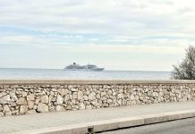 Monopoli destinazione per crociere luxury: dalla MS Europa 2 in centinaia alla scoperta della città